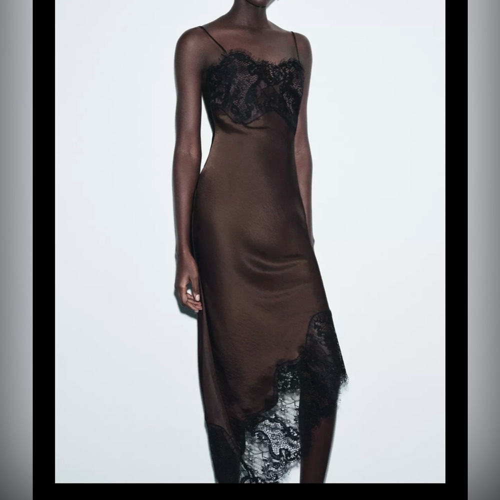 Zara Brand New Dress
Asymmetric Satin Lace Dress Size M